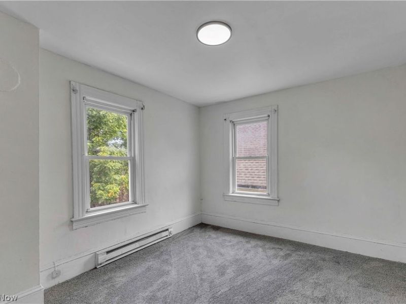 7408 Wentworth Avenue, Cleveland, OH 44102 Photo 19