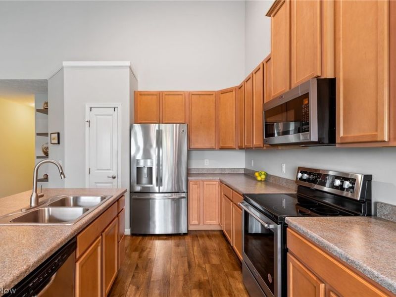 611 Rundle Street, Lagrange, OH 44050 Photo 5