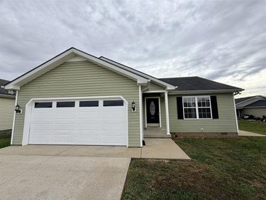 319 Sandy Court , Bowling Green, KY 42101