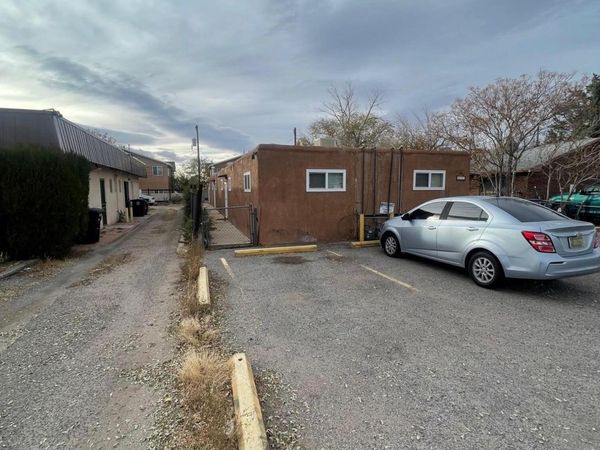 525 Valencia Drive SE, Albuquerque, NM 87108