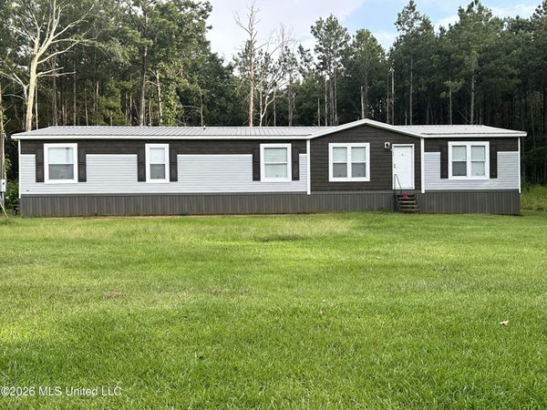 391 Alfred Agee Road, Morton, MS 39117