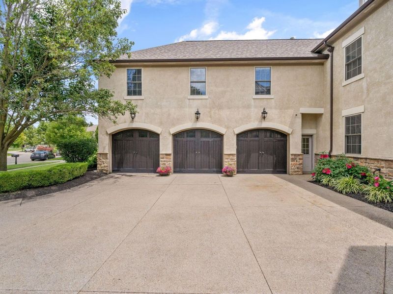4500 Village Club Drive, Powell, OH 43065 Photo 3