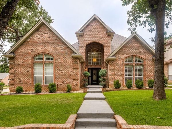 2326 Ox Bow Court, Arlington, TX 76006
