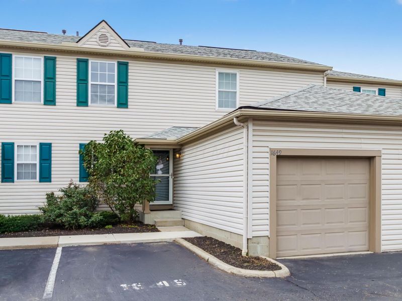 1649 Bennigan Drive, Unit 174D, Hilliard, OH 43026 Photo 4