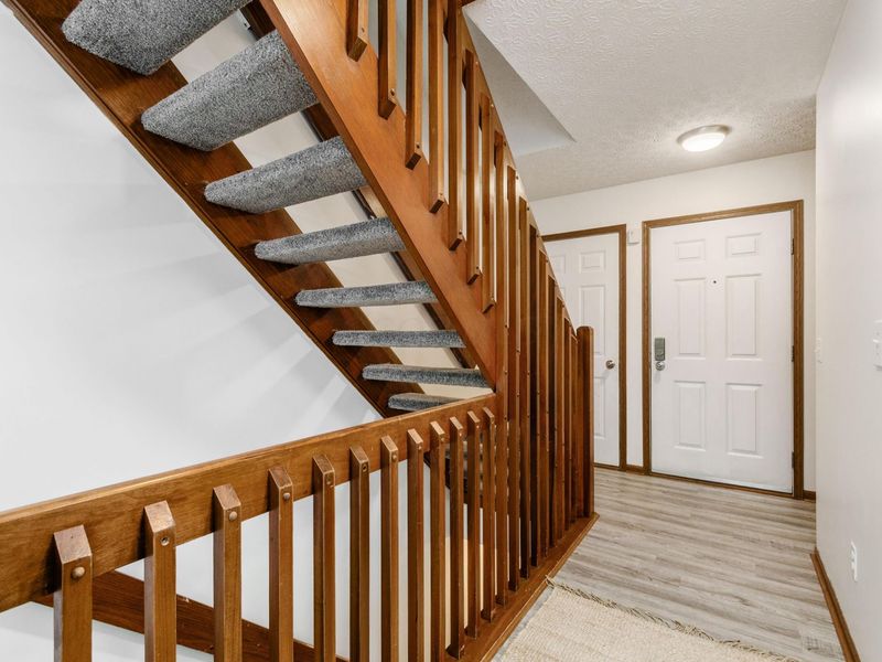 1649 Bennigan Drive, Unit 174D, Hilliard, OH 43026 Photo 7
