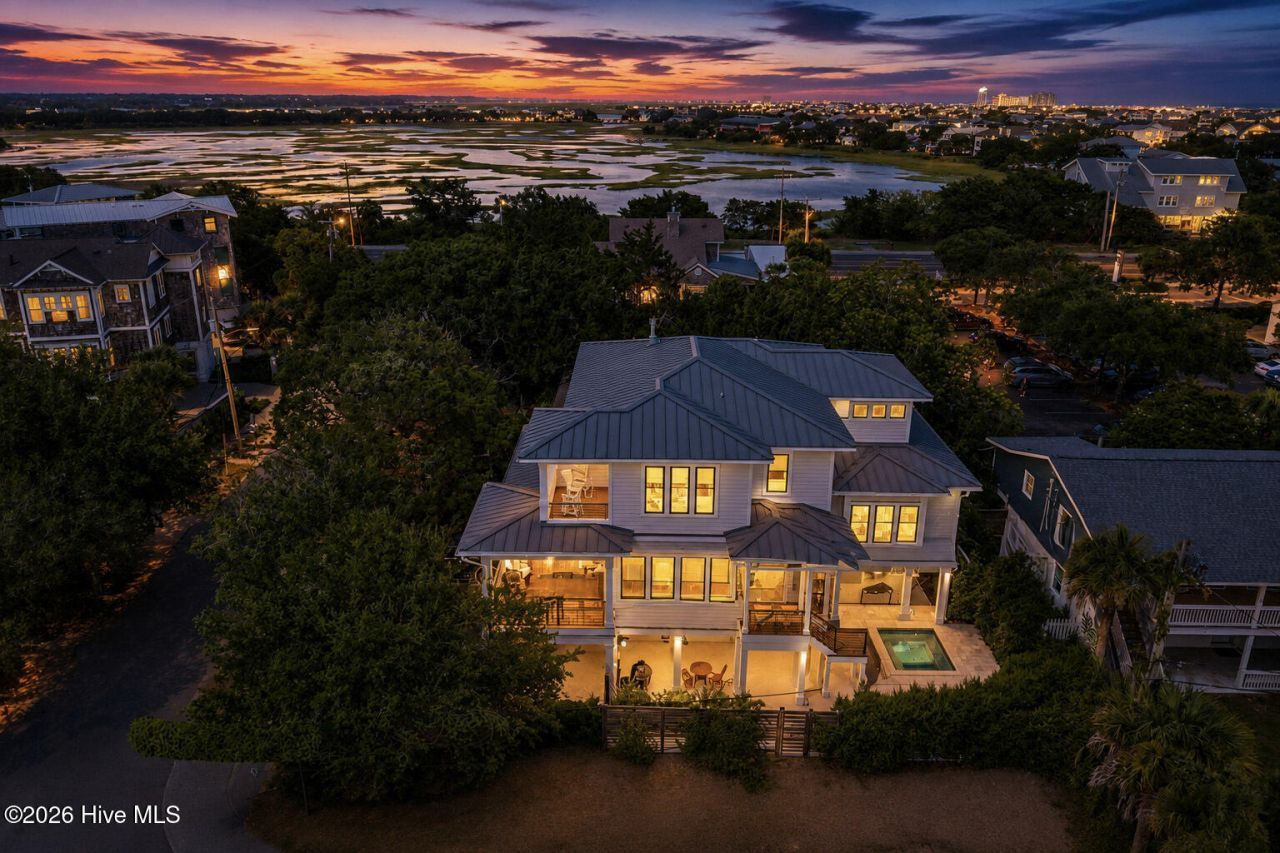 9 Island Drive, Wrightsville Beach, NC 28480 Main Photo