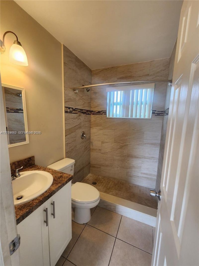 22025 SW 117th Ave, Unit 2, Miami, FL 33170 Photo
