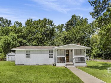 22231 7th Street, Silverhill, AL 36576