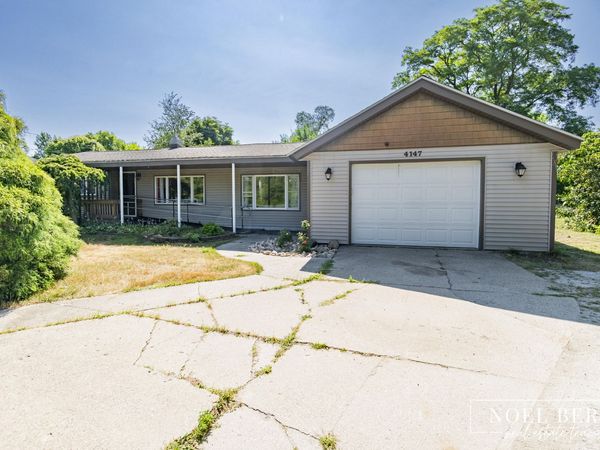 4147 S Brooks Road, Muskegon, MI 49444