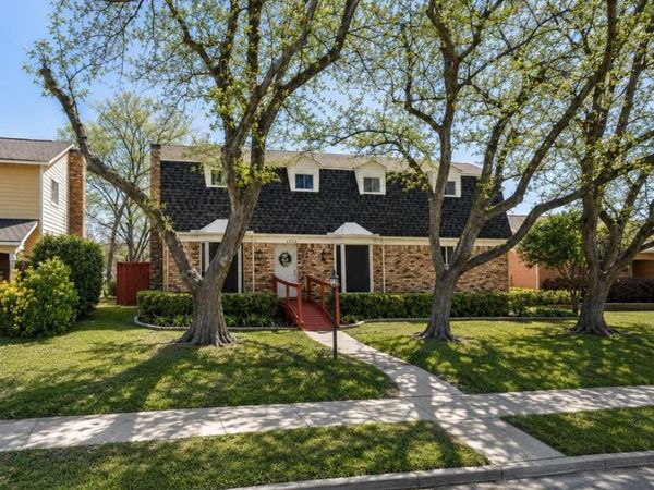1122 Doss Drive , Garland, TX 75042