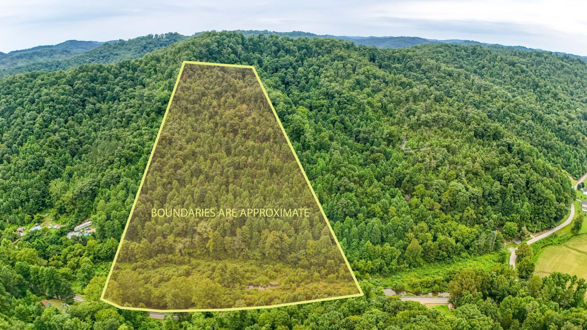 9999 State Hwy 223 , Flat Lick, KY 40935