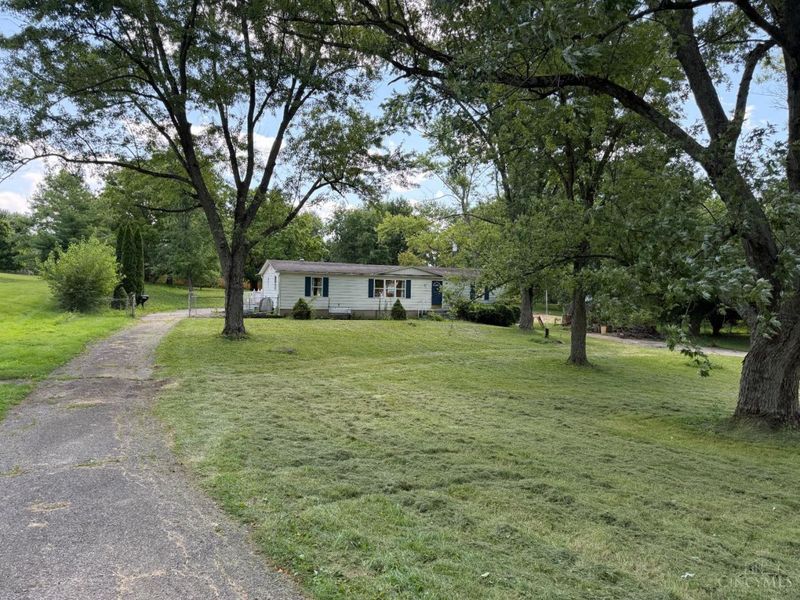 8820 Butler Warren, Mason, OH 45040 Photo 2