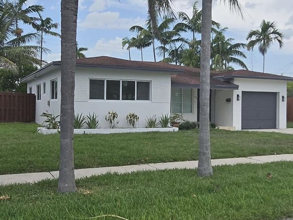 806 N 31st Court, Hollywood, FL 33021