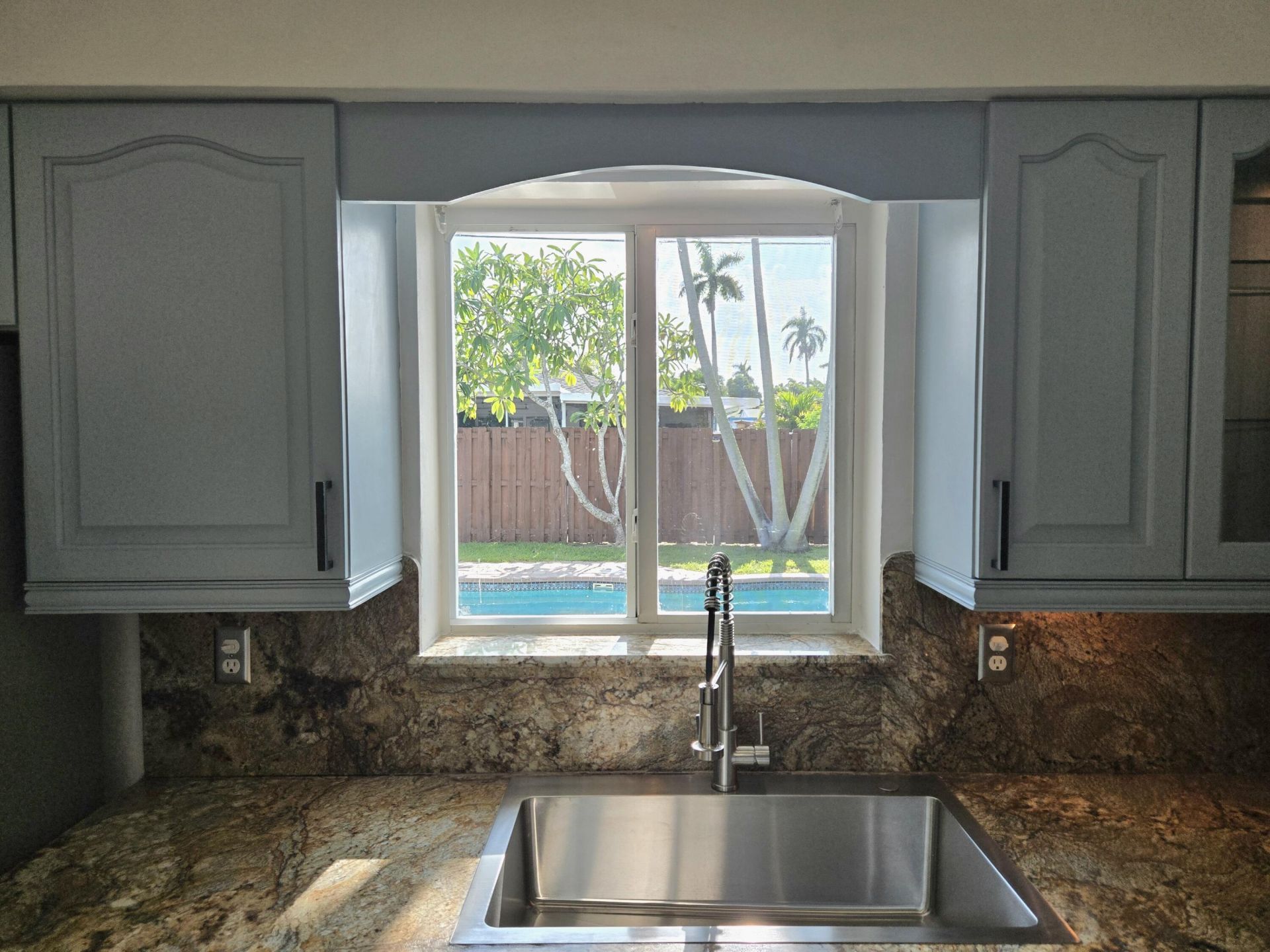 806 N 31st Court, Hollywood, FL 33021 Photo