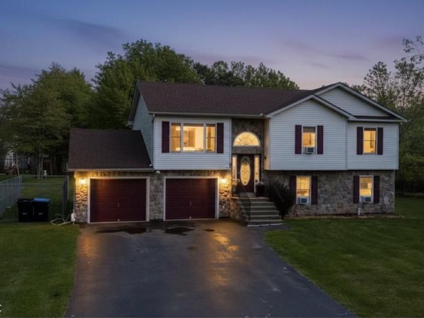 449 Clearview Drive, Long Pond, PA 18334 Main Photo