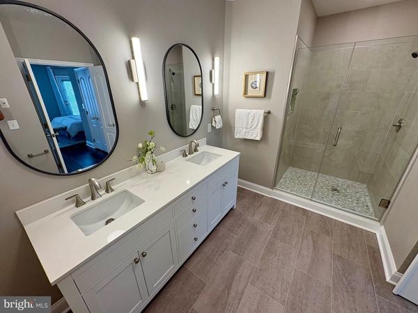 303 REDLAND BOULEVARD, Unit 201, ROCKVILLE, MD 20850