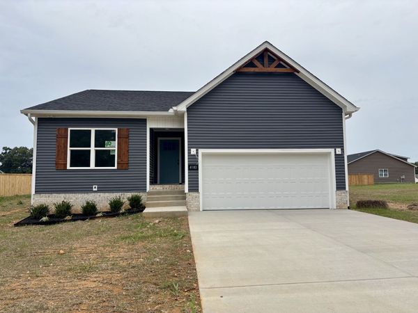 4180 Hereford Dr , Greenbrier, TN 37073