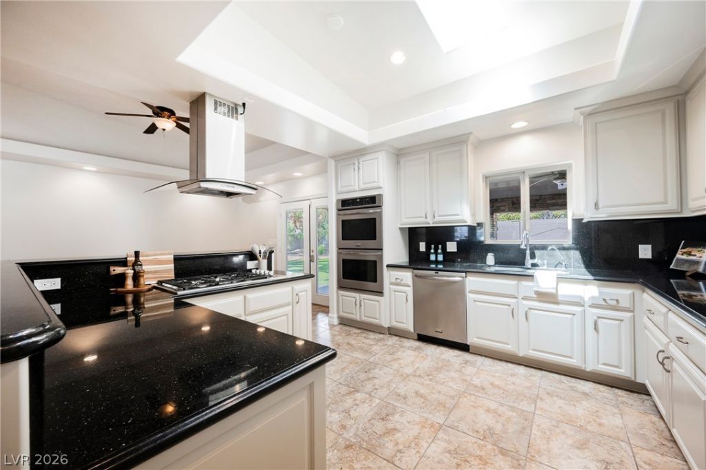 1779 Sycamore Trail , Las Vegas, NV 89108