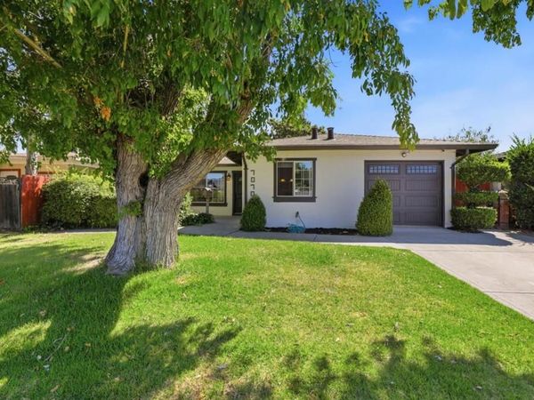7070 Hanna Street, Gilroy, CA 95020