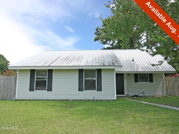 301 Dennis Road, Jacksonville, NC 28546