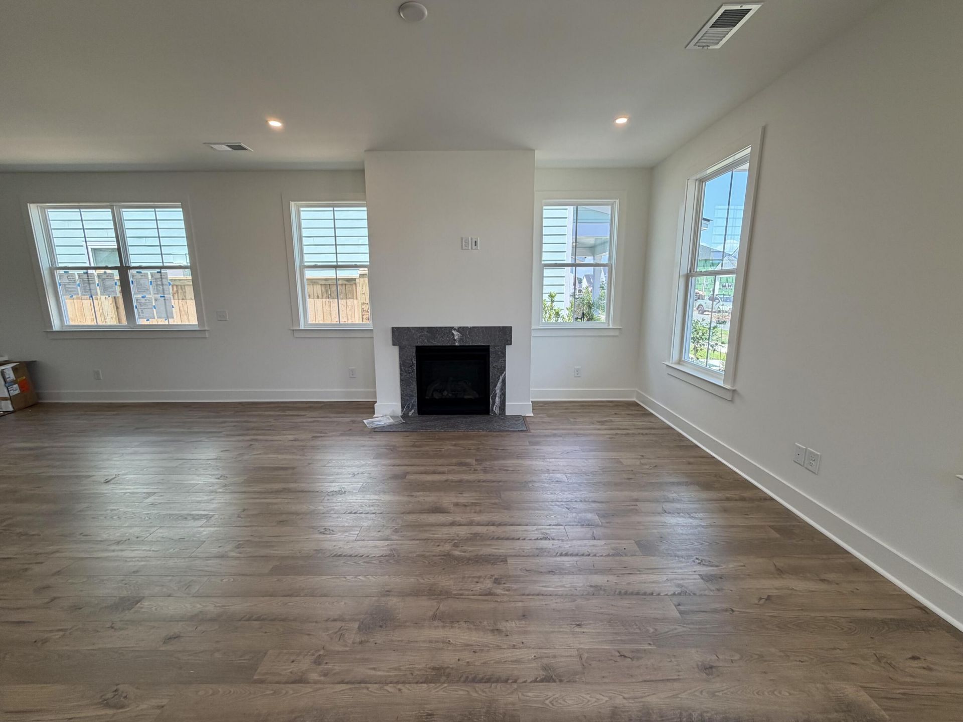 519 Ivy Green Lane Photo 8