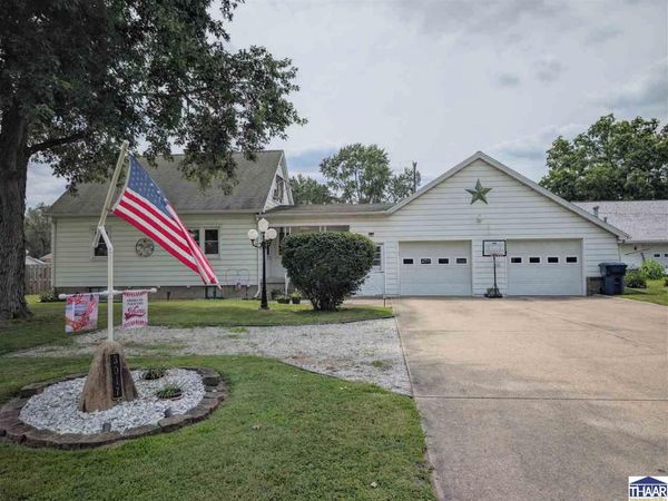 3017 S 12th Street, Terre Haute, IN 47802
