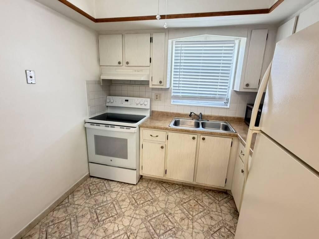 2727 Dudley Drive W, Unit E, West Palm Beach, FL 33415 Photo
