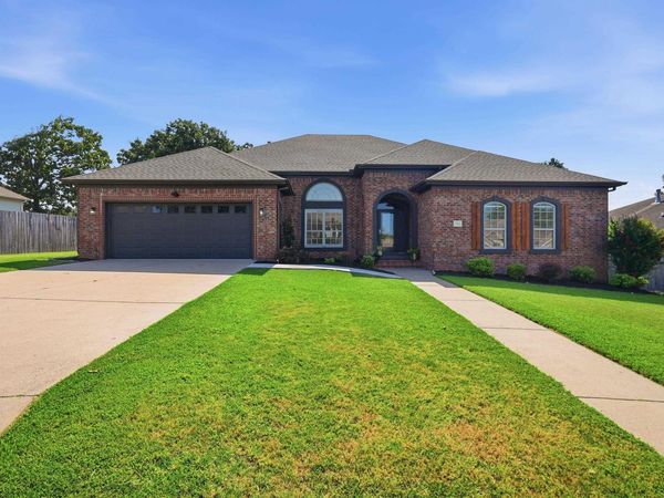 1724 Oakbrook Drive, Sherwood, AR 72120