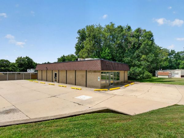 800 W Bluff Street , Marseilles, IL 61341