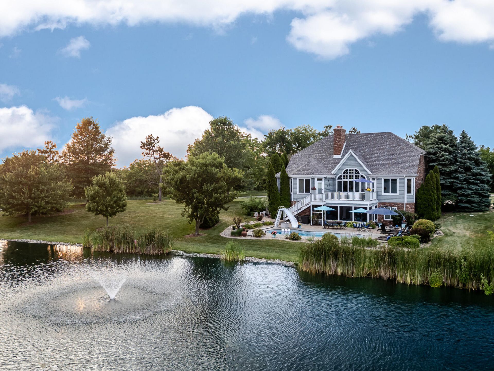 11255 Bell Place , Crown Point, IN 46307