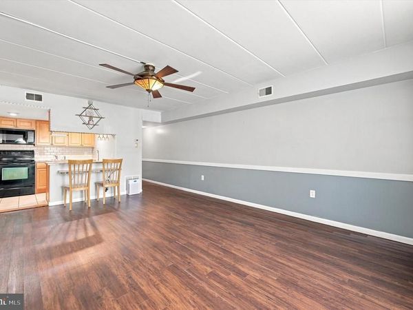 233 TOWNSHIP LINE ROAD, Unit 5B, ELKINS PARK, PA 19027