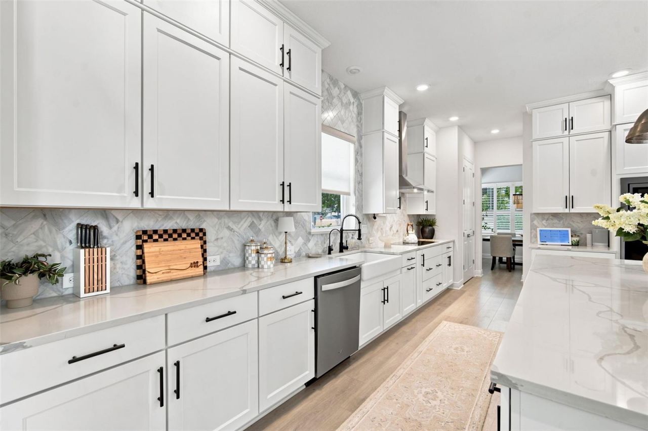 312 35th Avenue Ne, Saint Petersburg, FL 33704 Photo
