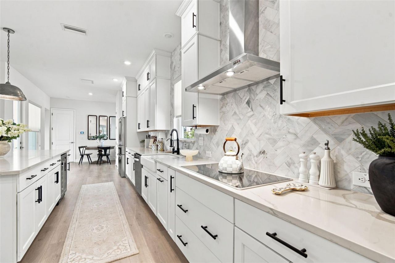 312 35th Avenue Ne, Saint Petersburg, FL 33704 Photo