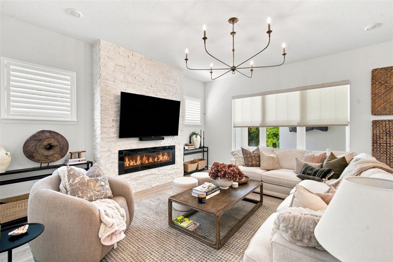 312 35th Avenue Ne, Saint Petersburg, FL 33704 Photo