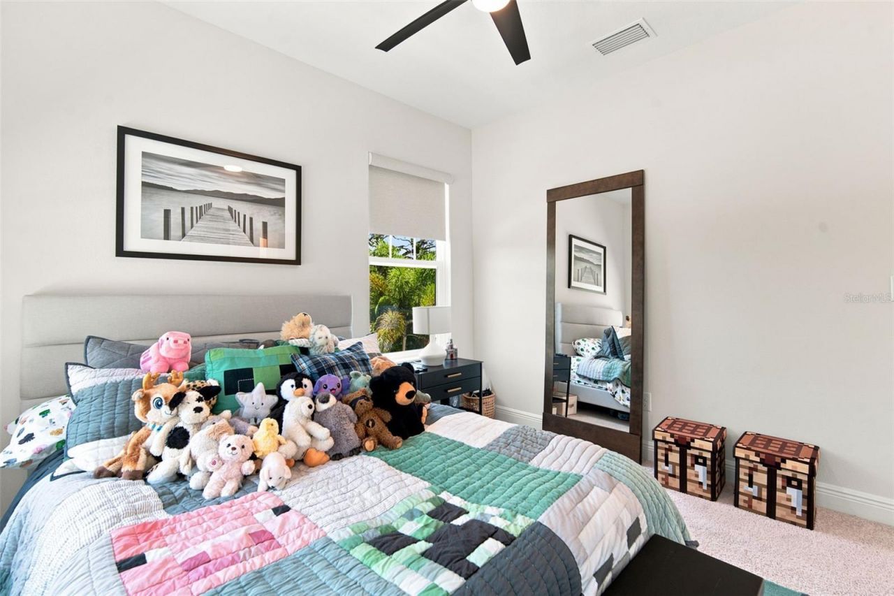 312 35th Avenue Ne, Saint Petersburg, FL 33704 Photo