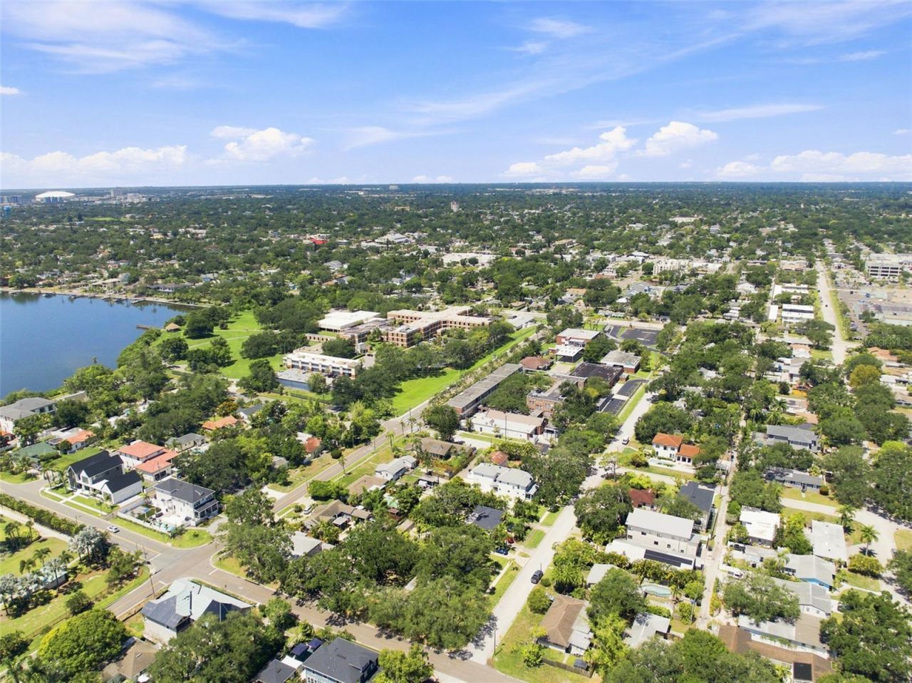 312 35th Avenue Ne, Saint Petersburg, FL 33704 Photo