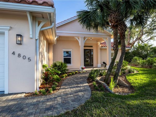 4805 66th Lane, Vero Beach, FL 32967
