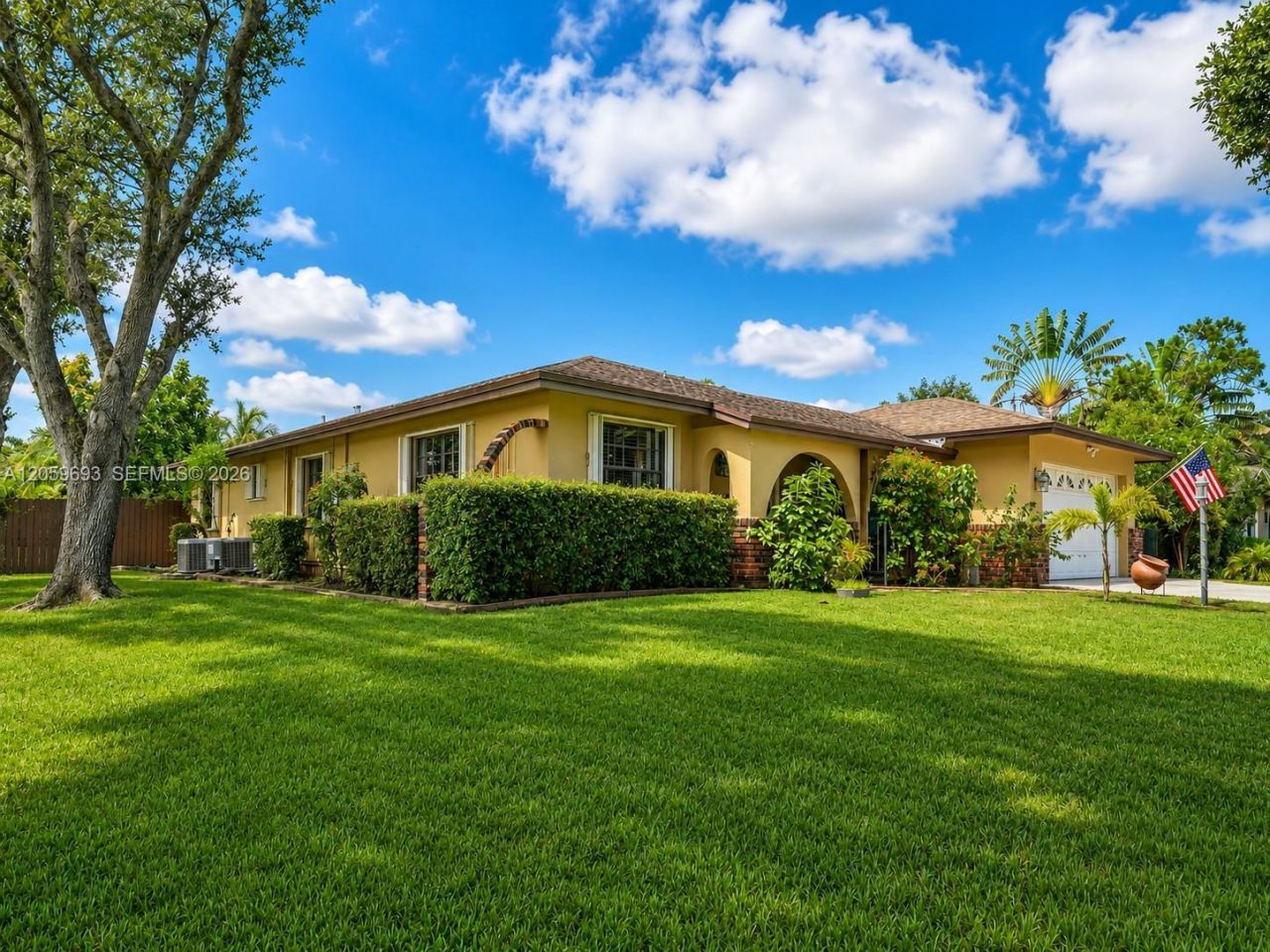 13602 SW 24th St, Davie, FL 33325 Photo