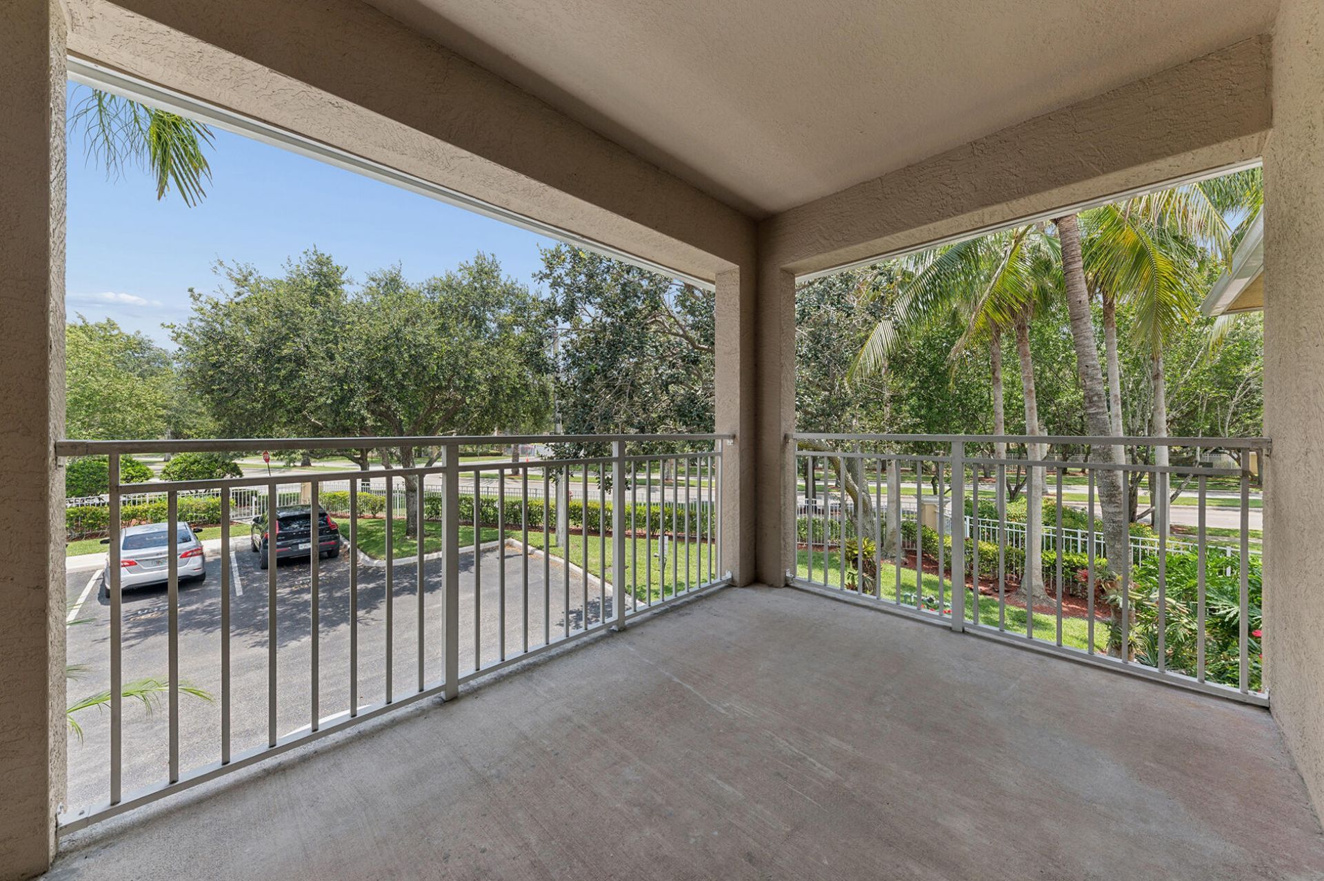 6573 Emerald Dunes Drive, Unit 201, West Palm Beach, FL 33411 Photo