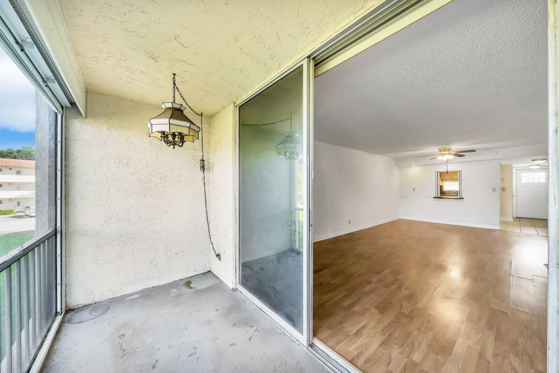 8980 S Hollybrook Boulevard, Unit 204, Pembroke Pines, FL 33025 Photo
