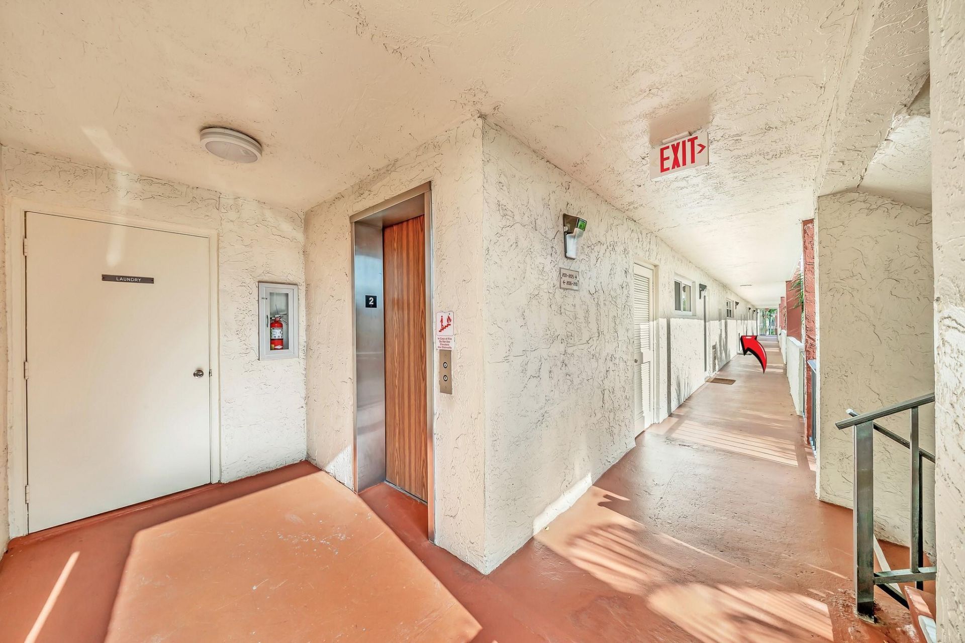 8980 S Hollybrook Boulevard, Unit 204, Pembroke Pines, FL 33025 Photo