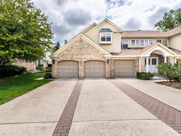 1857 W Ashbury Lane , Unit 3-6, Inverness, IL 60067