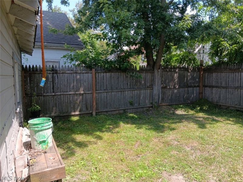 1253 Belle Street SE, Warren, OH 44484 Photo 20
