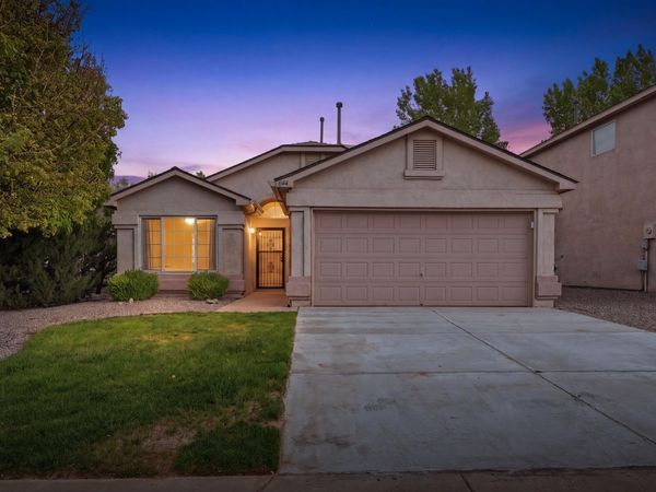 644 Valley Meadows Drive NE, Rio Rancho, NM 87144