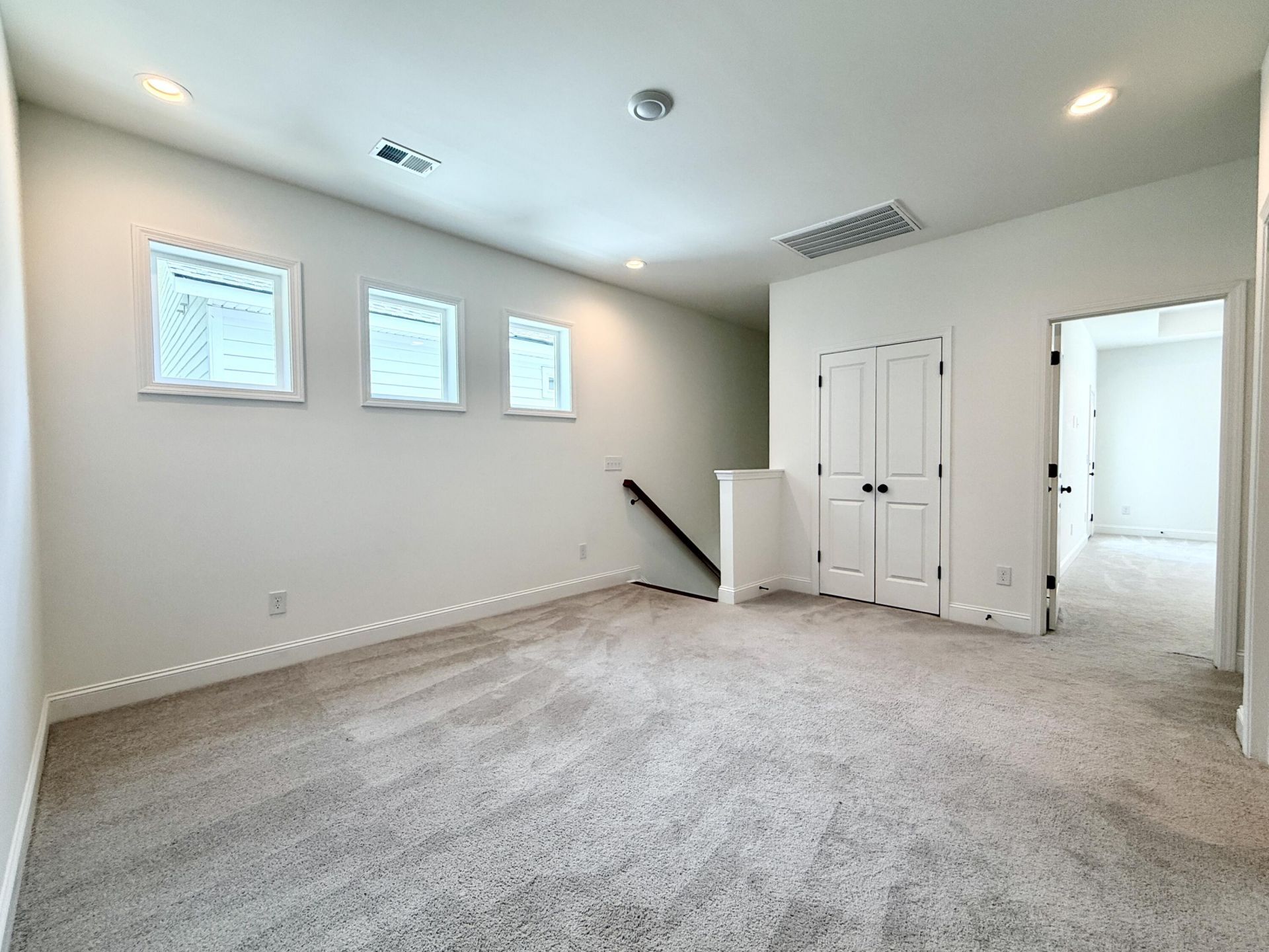 251 Claret Cup Way Photo 14
