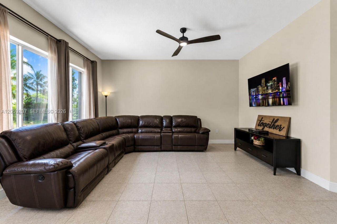 20464 SW 325th St, Homestead, FL 33030 Photo
