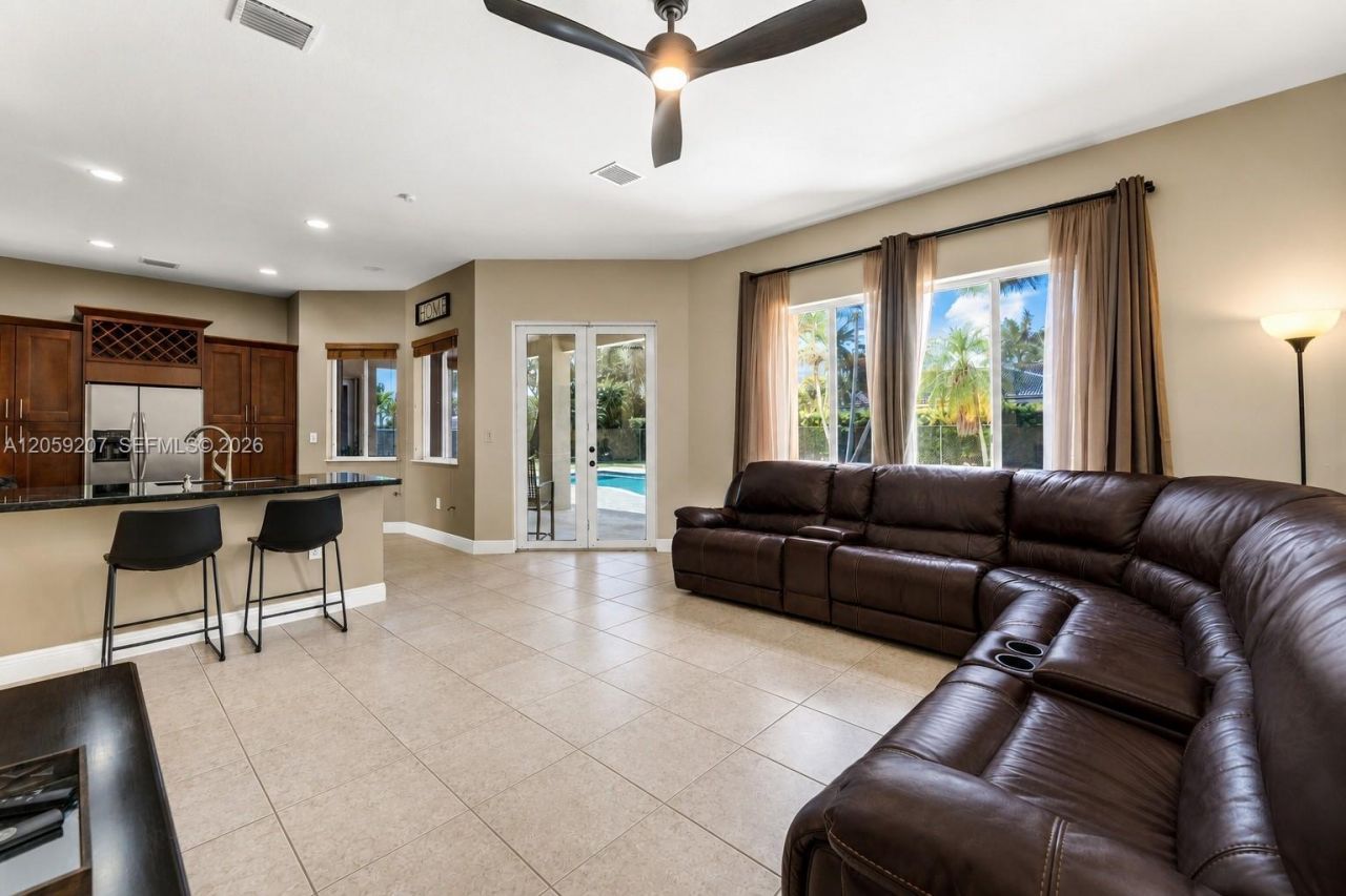 20464 SW 325th St, Homestead, FL 33030 Photo