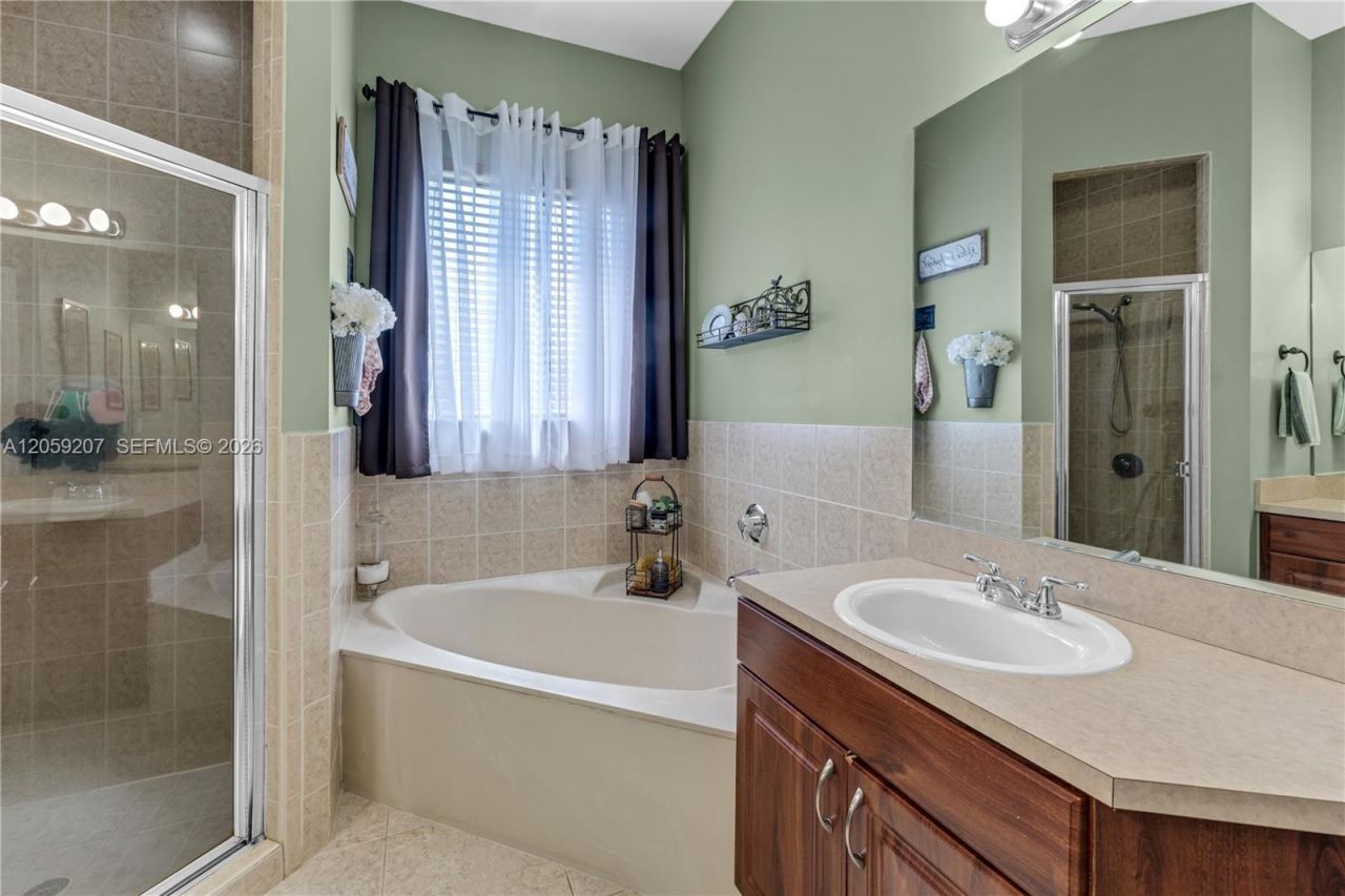 20464 SW 325th St, Homestead, FL 33030 Photo