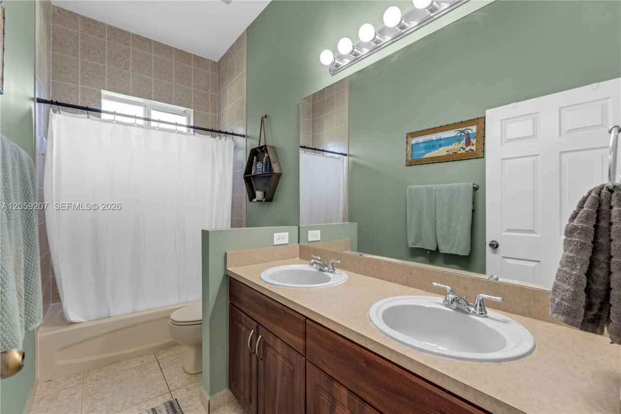 20464 SW 325th St, Homestead, FL 33030 Photo