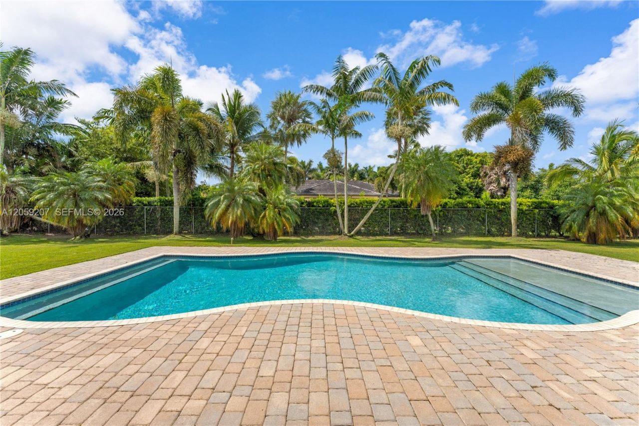 20464 SW 325th St, Homestead, FL 33030 Photo